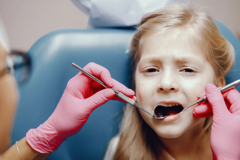 دندانپزشکی اطفال چیست